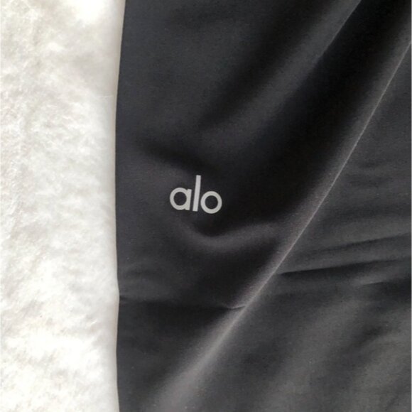 ALO Yoga Women's Black Wide-Leg Trousers - Picture 3 of 4